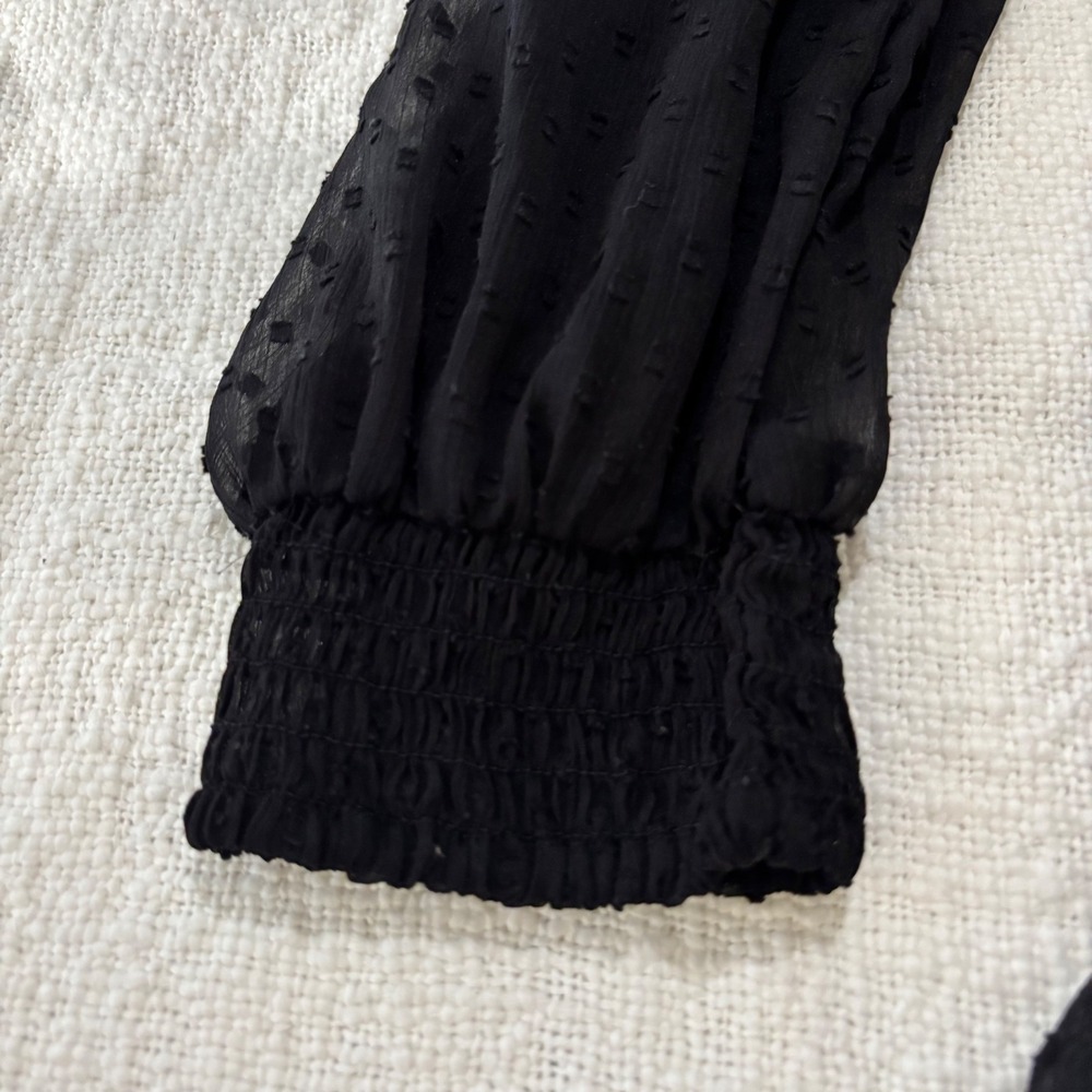 Hollister Black Clip Dot Tiered Lace Trim Smocked Mini Dress Womens Large - Picture 4 of 6